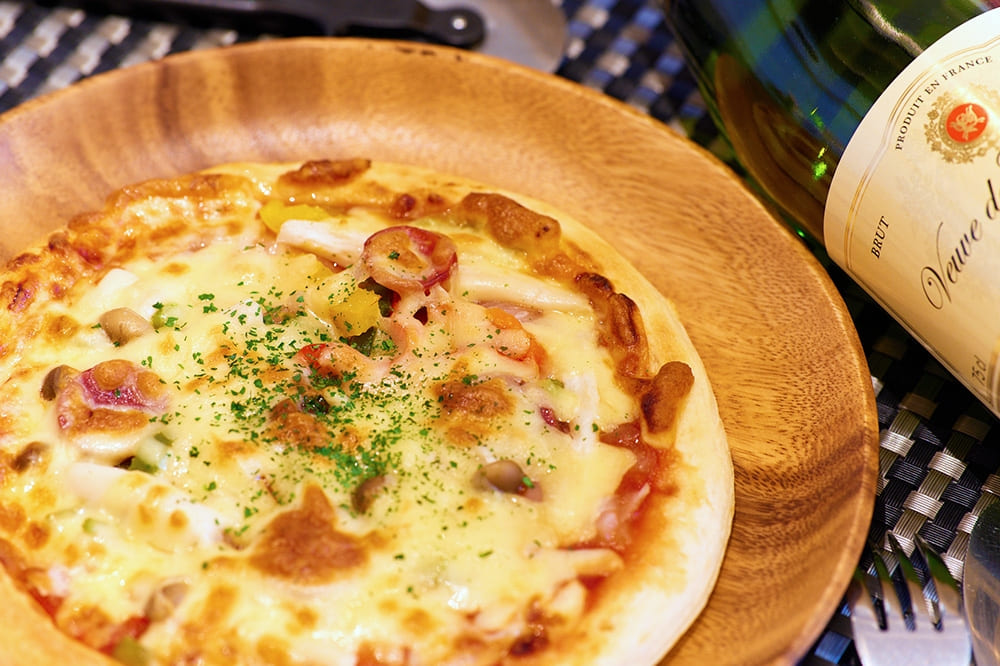 01 無料フード＆ドリンクサービス